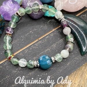 Fluorite beaded bracelet hope joy and creativity healing crystals 8mm